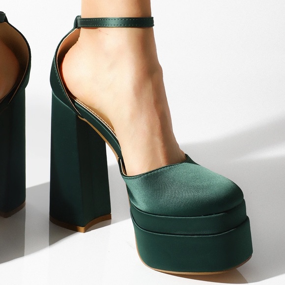 LUCKY CHARM-GREEN - Picture 2 of 4